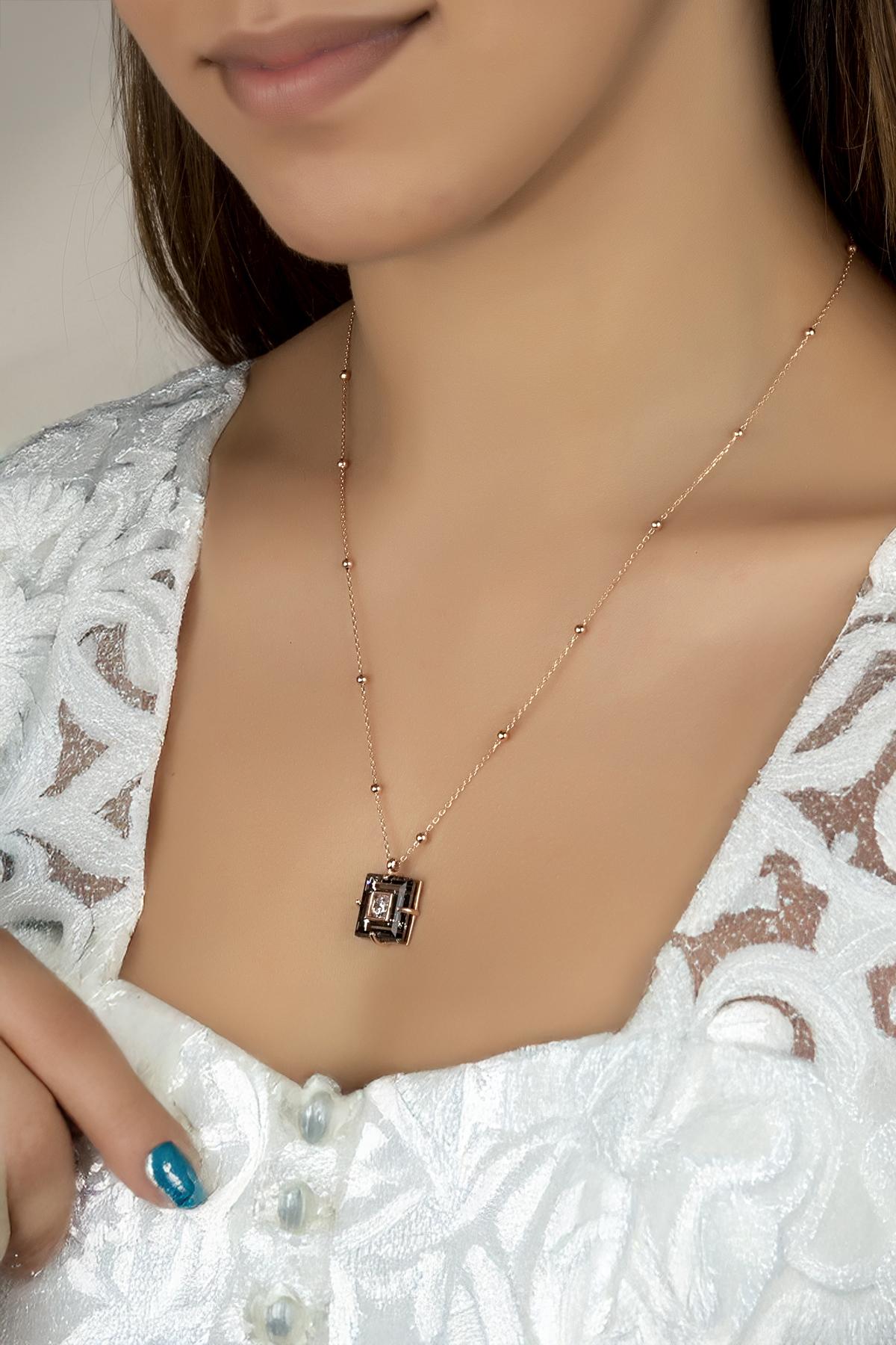 Union Crystal Kadın Black Dıamond Rose Gümüş Kolye