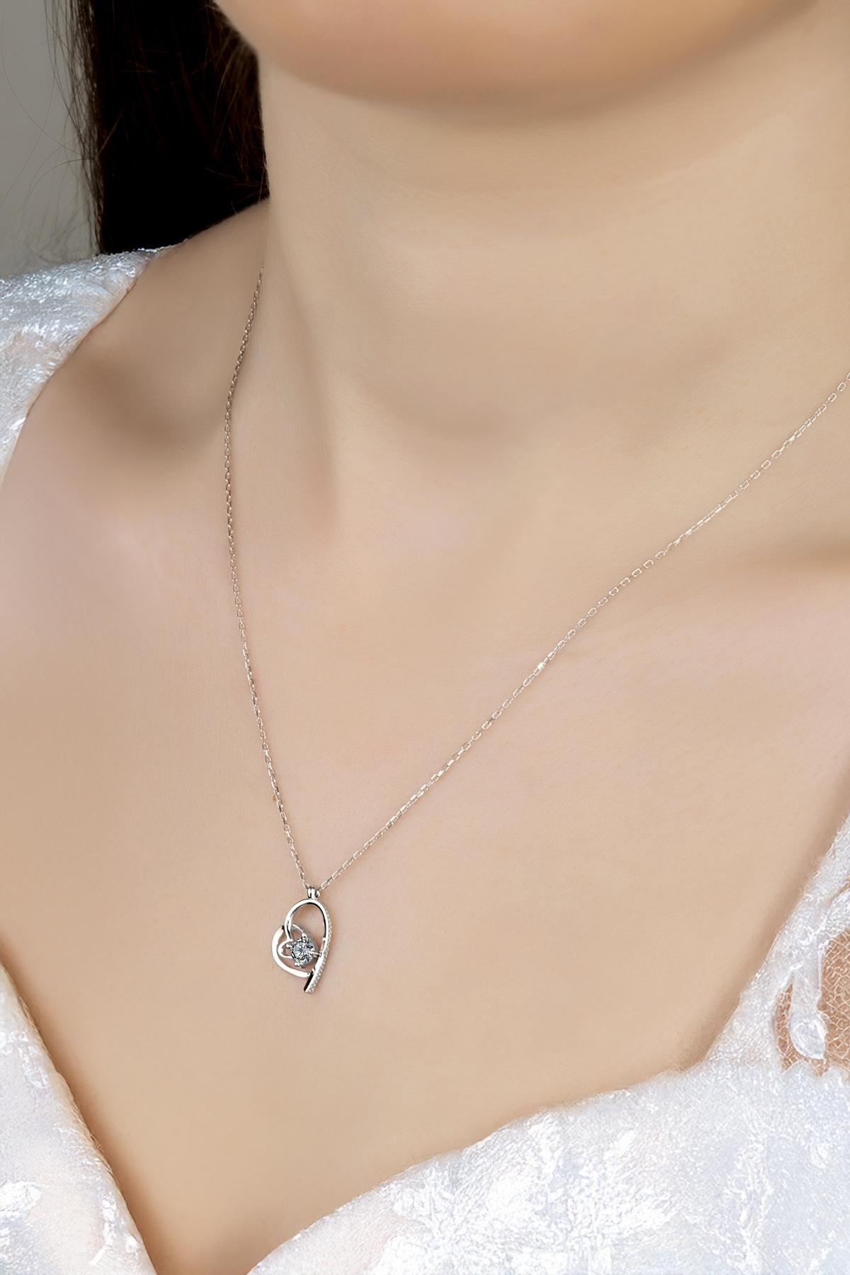 Union Zirconia Kadın Kalpgözü Tektaş Gümüş Kolye