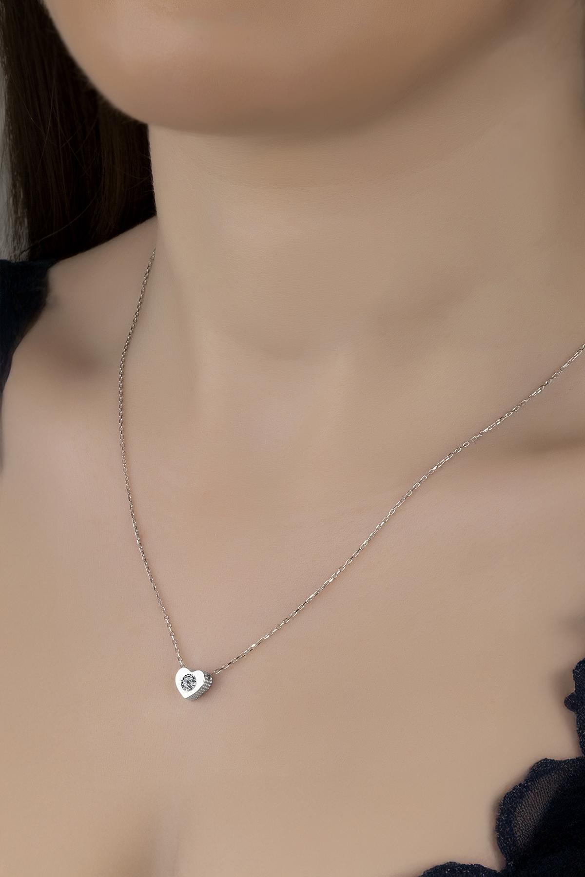 Union Zirconia Kadın Minimal Kalp Gümüş Kolye