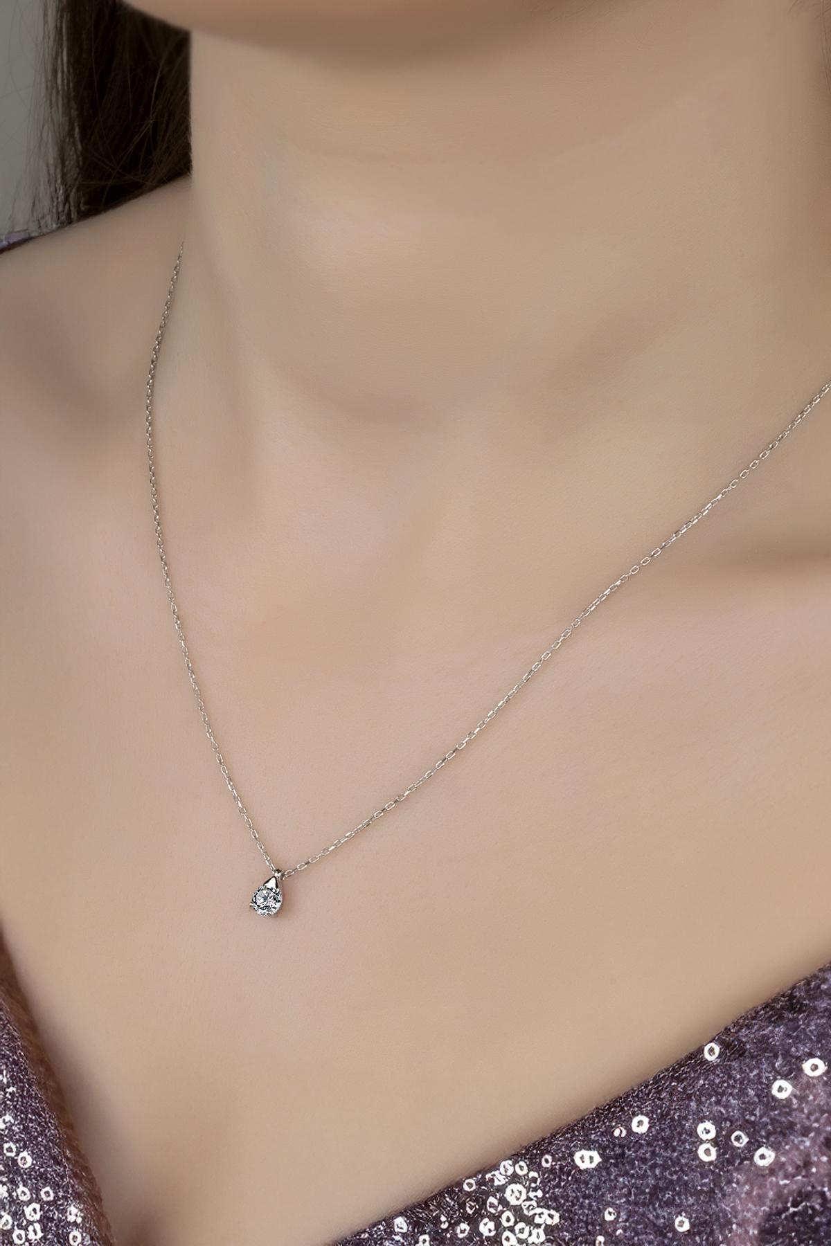 Union Zirconia Kadın Tektaş Gümüş Kolye