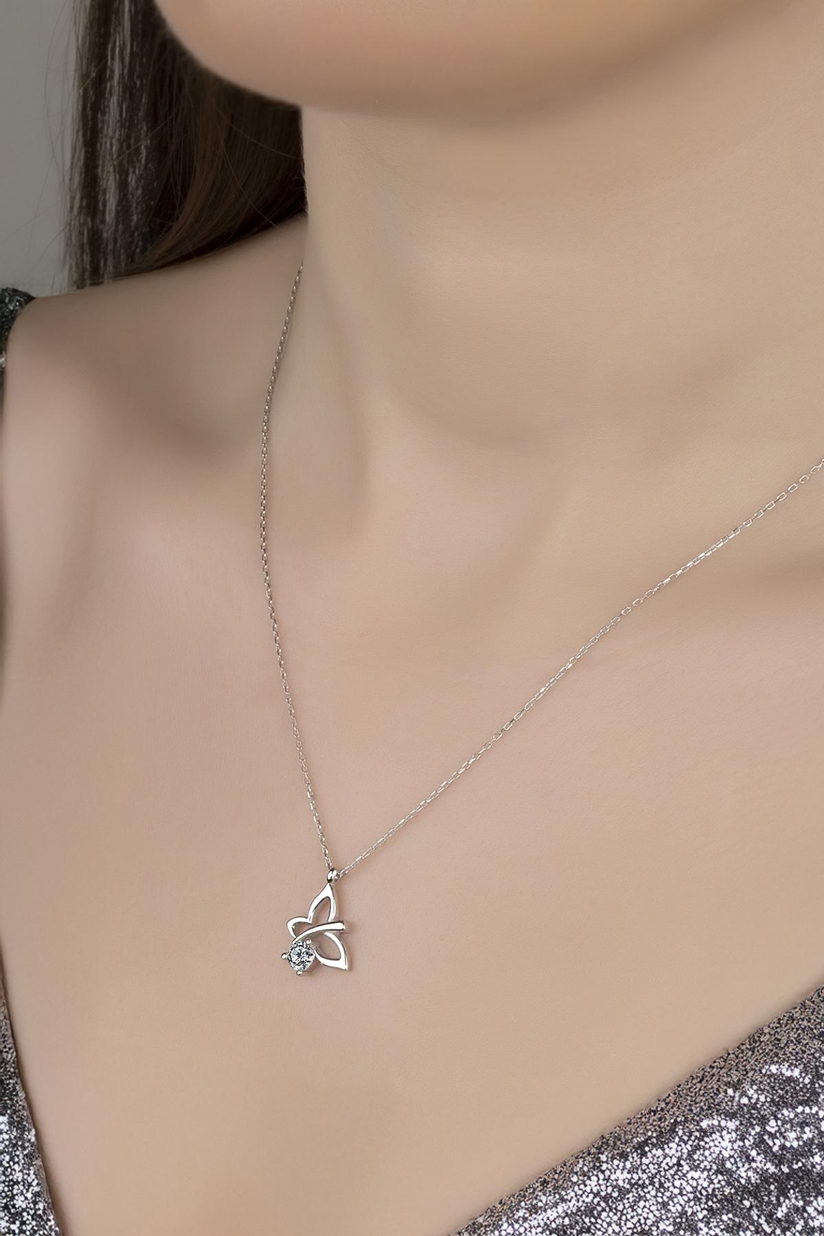 Union Zirconia Kadın Kelebek Gümüş Kolye