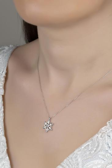 Union Zirconia Kadın Kar Tanesi Gümüş Kolye